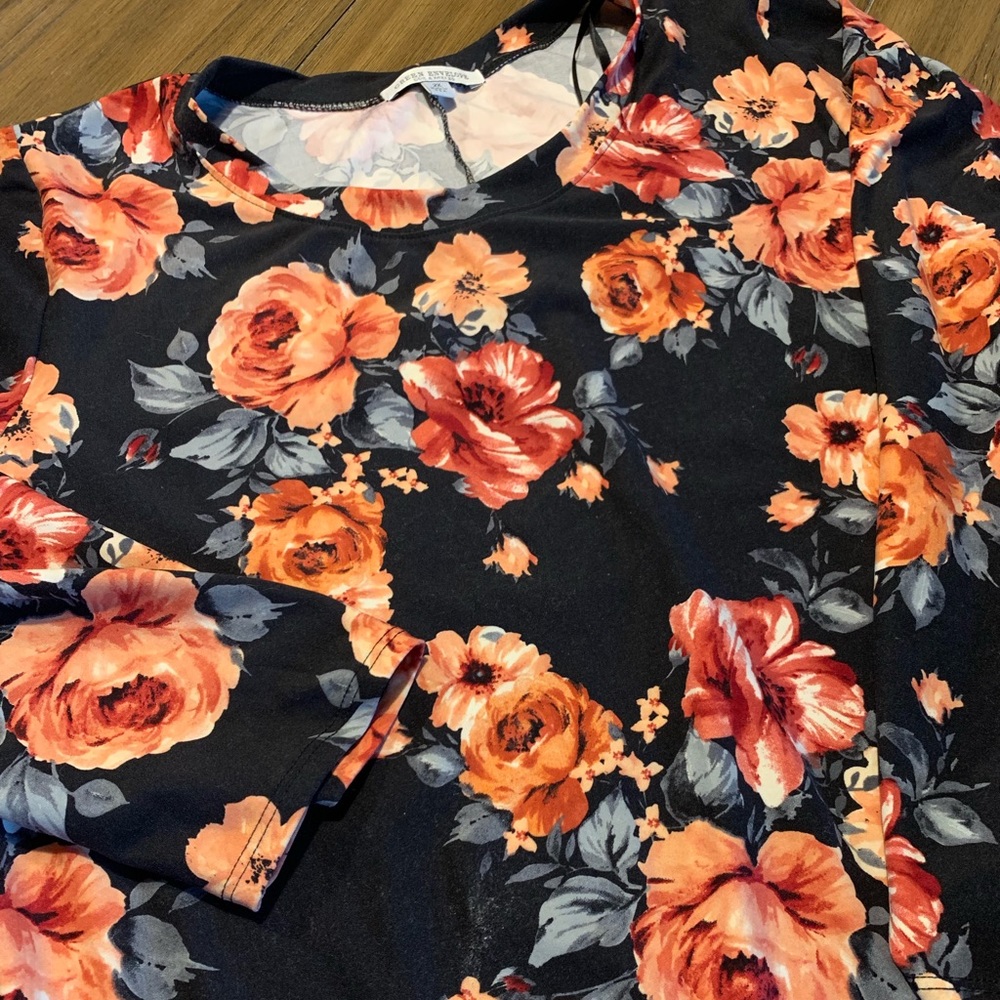 Handkerchief style top